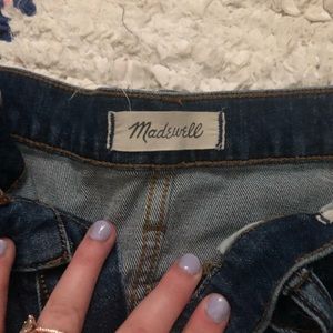 Madewell Shorts - Madewell Highrise Denim Shorts 30 Madewell Shorts - Madewell Highrise Denim Shorts 30
